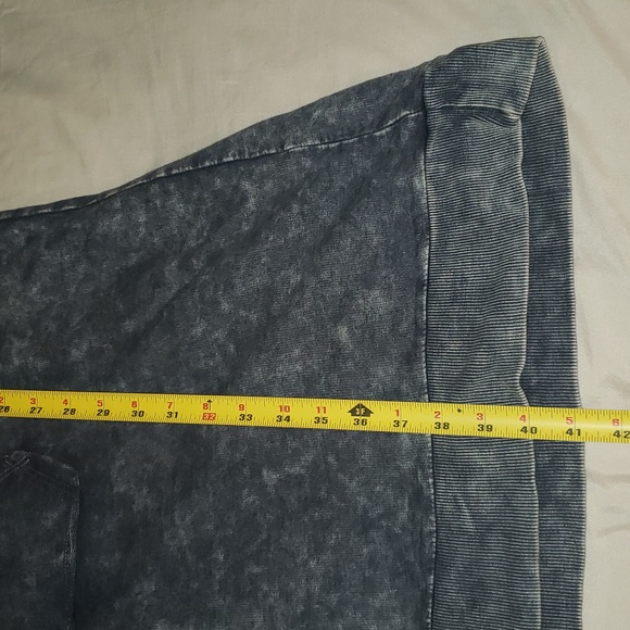 EUC Torrid Betsey Johnson soft Valentine's heart hoodie dress. Worn once. Sz 2 - Picture 12 of 12